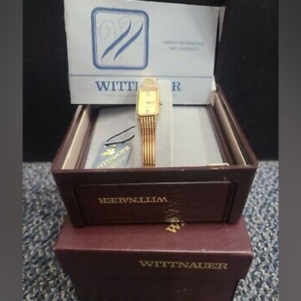 Vintage Wittnauer AS1740 Swiss 0280 Diamond Romance goldtone watch still in box